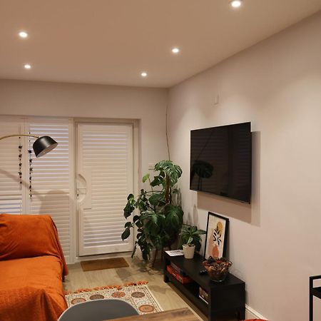 Little Vine - Beautiful Ground Floor Flat In South London Lägenhet Sutton  Exteriör bild
