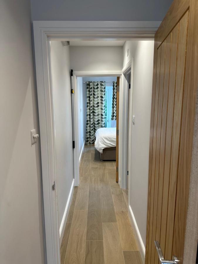 Little Vine - Beautiful Ground Floor Flat In South London Lägenhet Sutton  Exteriör bild