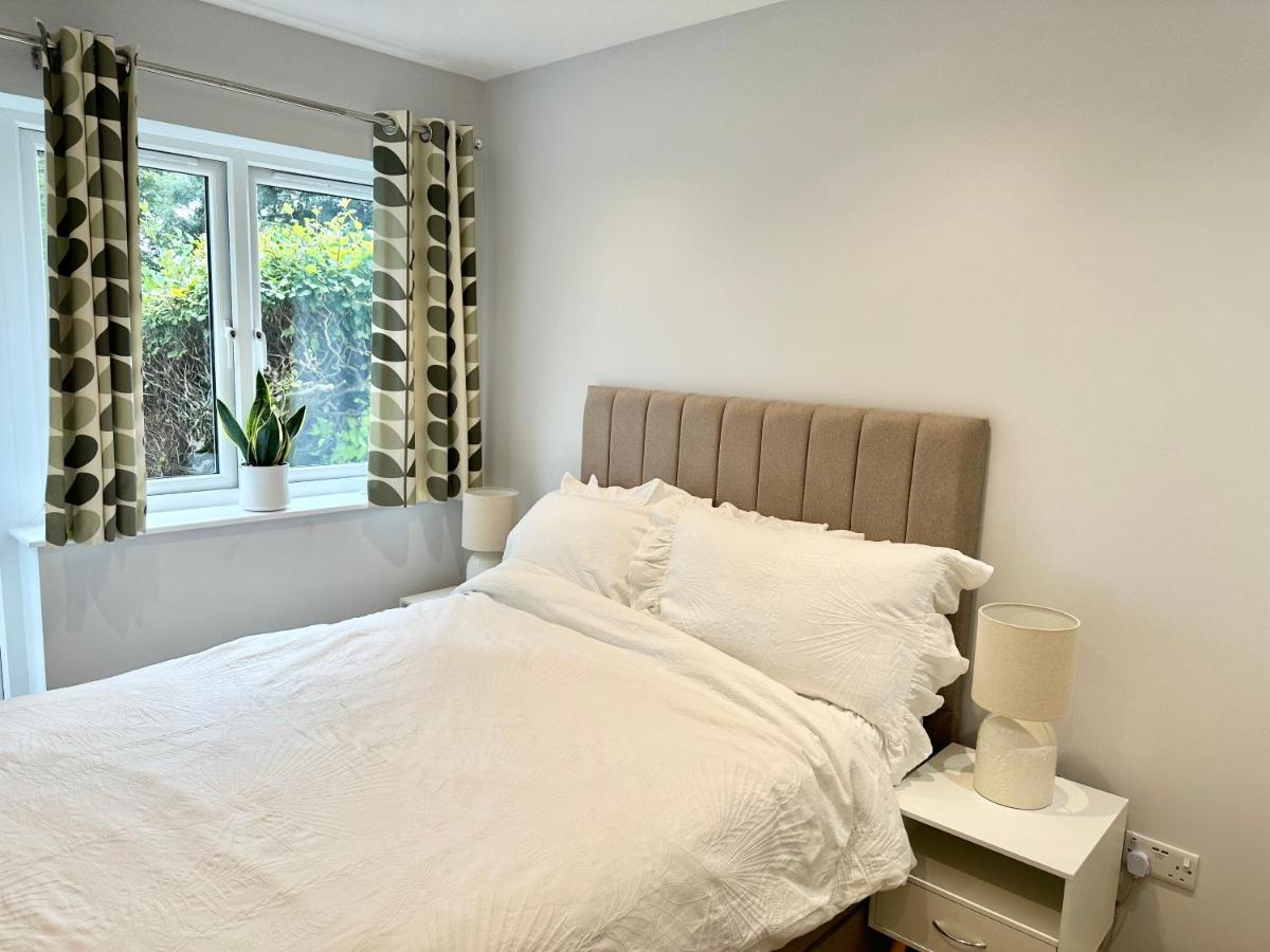 Little Vine - Beautiful Ground Floor Flat In South London Lägenhet Sutton  Exteriör bild
