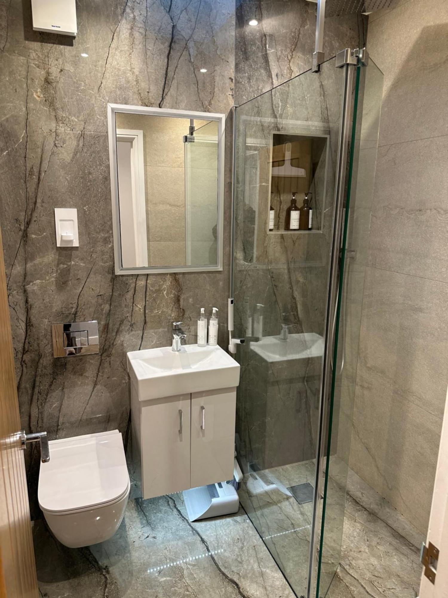 Little Vine - Beautiful Ground Floor Flat In South London Lägenhet Sutton  Exteriör bild